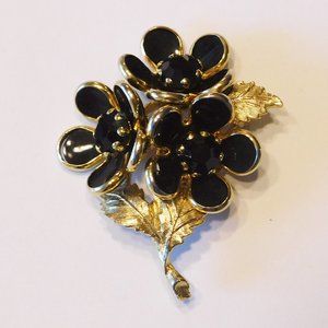 Vintage Gold Tone Black Flower/Leaf Brooch